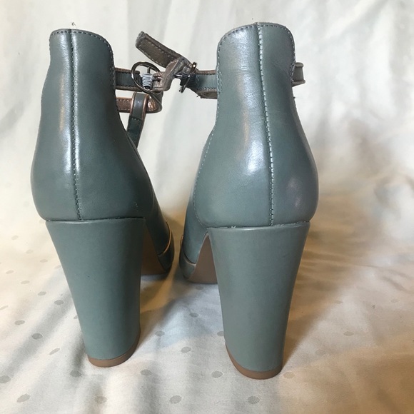 Seychelles “Trumpet” T Strap pump - Picture 4 of 7